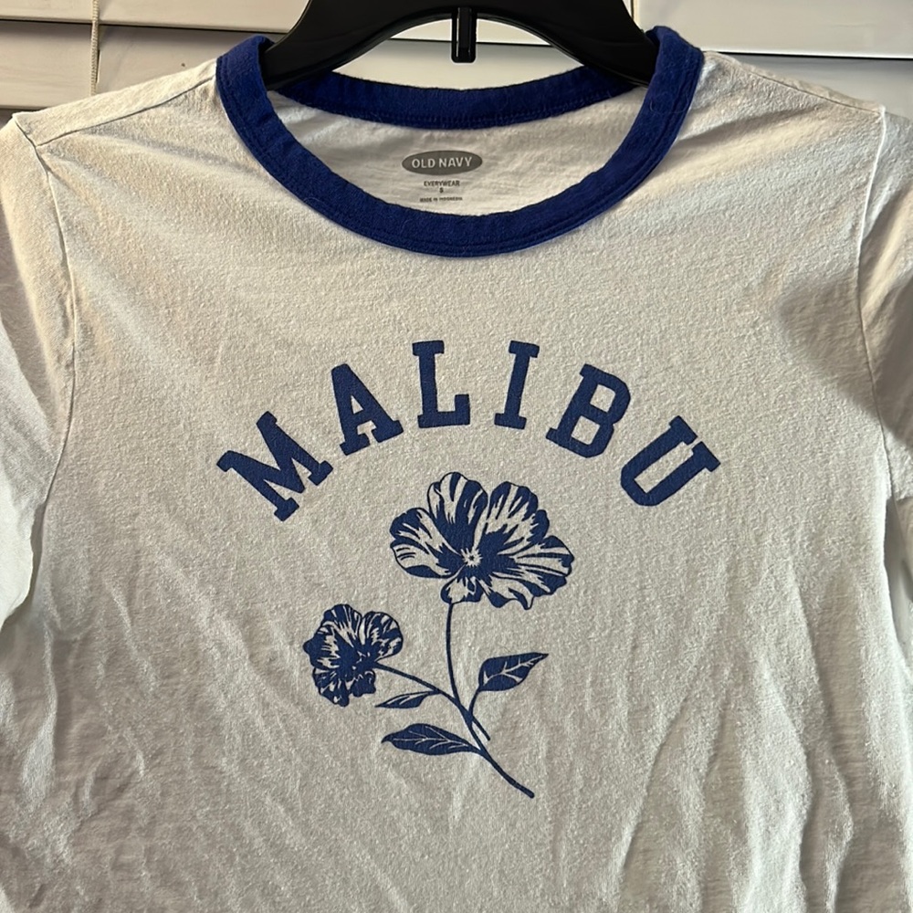White small tee